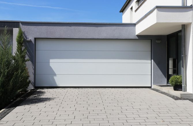 insulated vs non insulated garage door